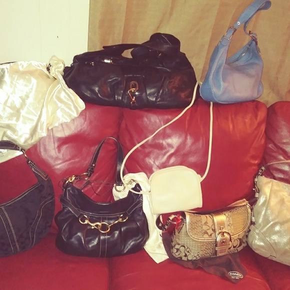 Designer Purses - Picture 8 of 8